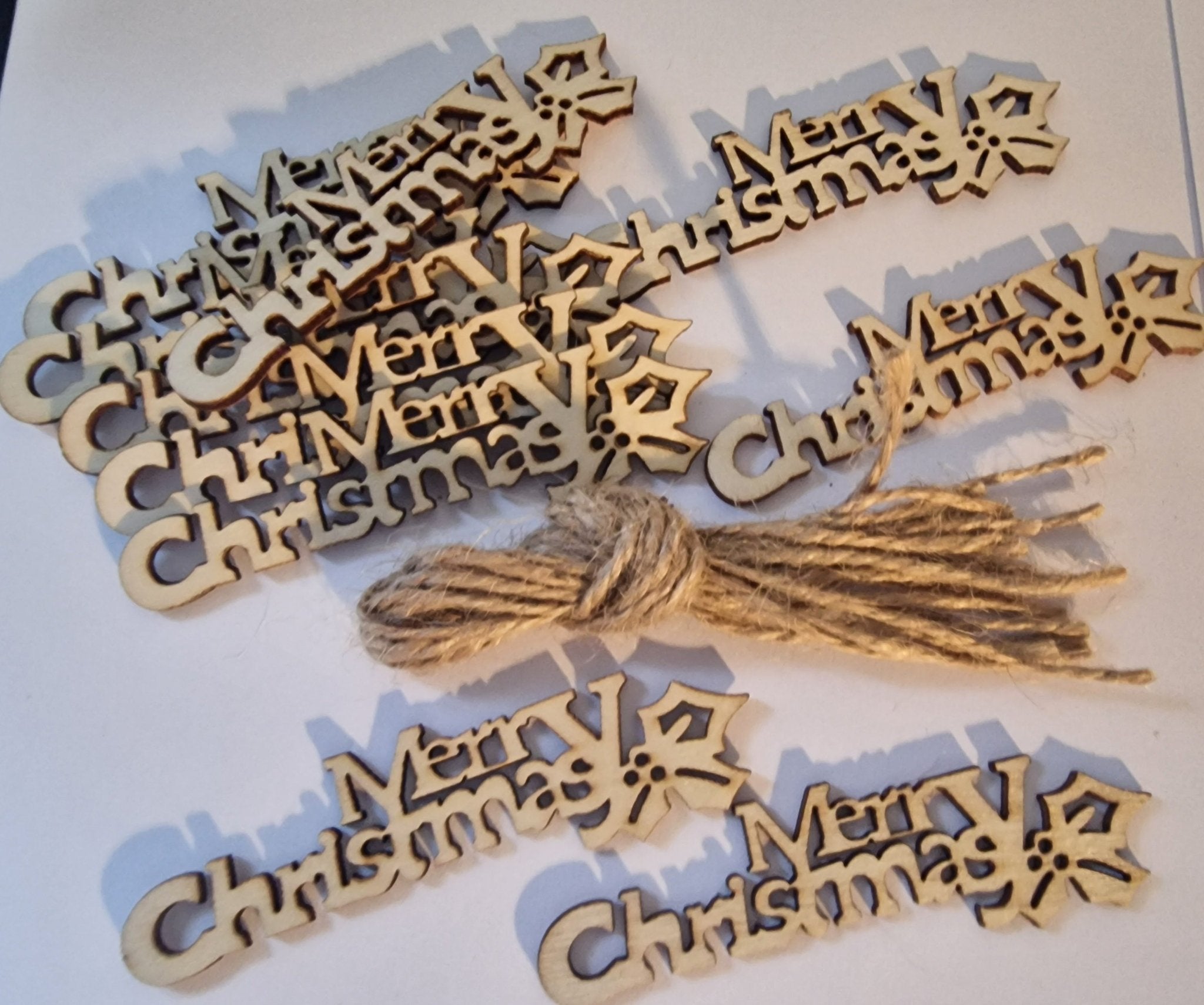 2Pc Wooden Christmas Signs - NB Store