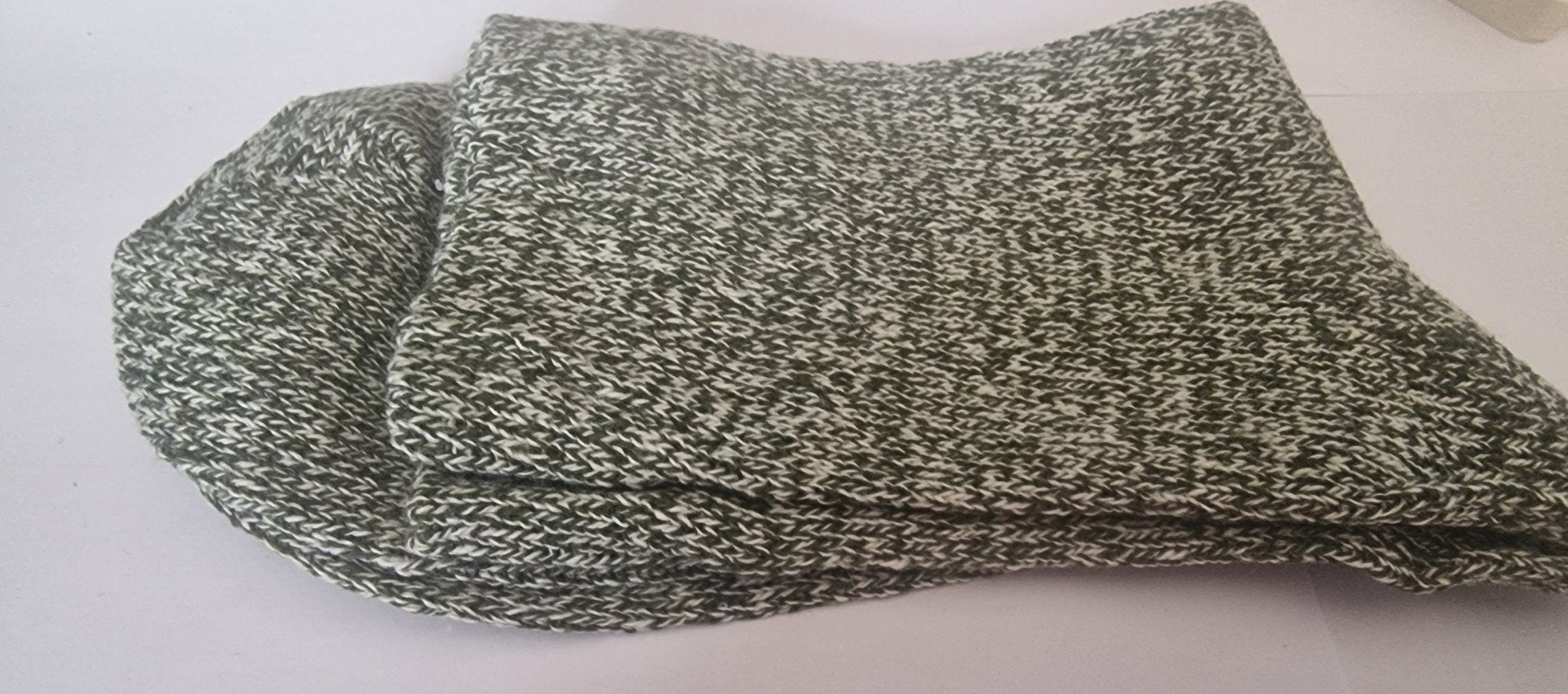 Mens Thermal Socks (Size 3 - 9) Gray - NB Store