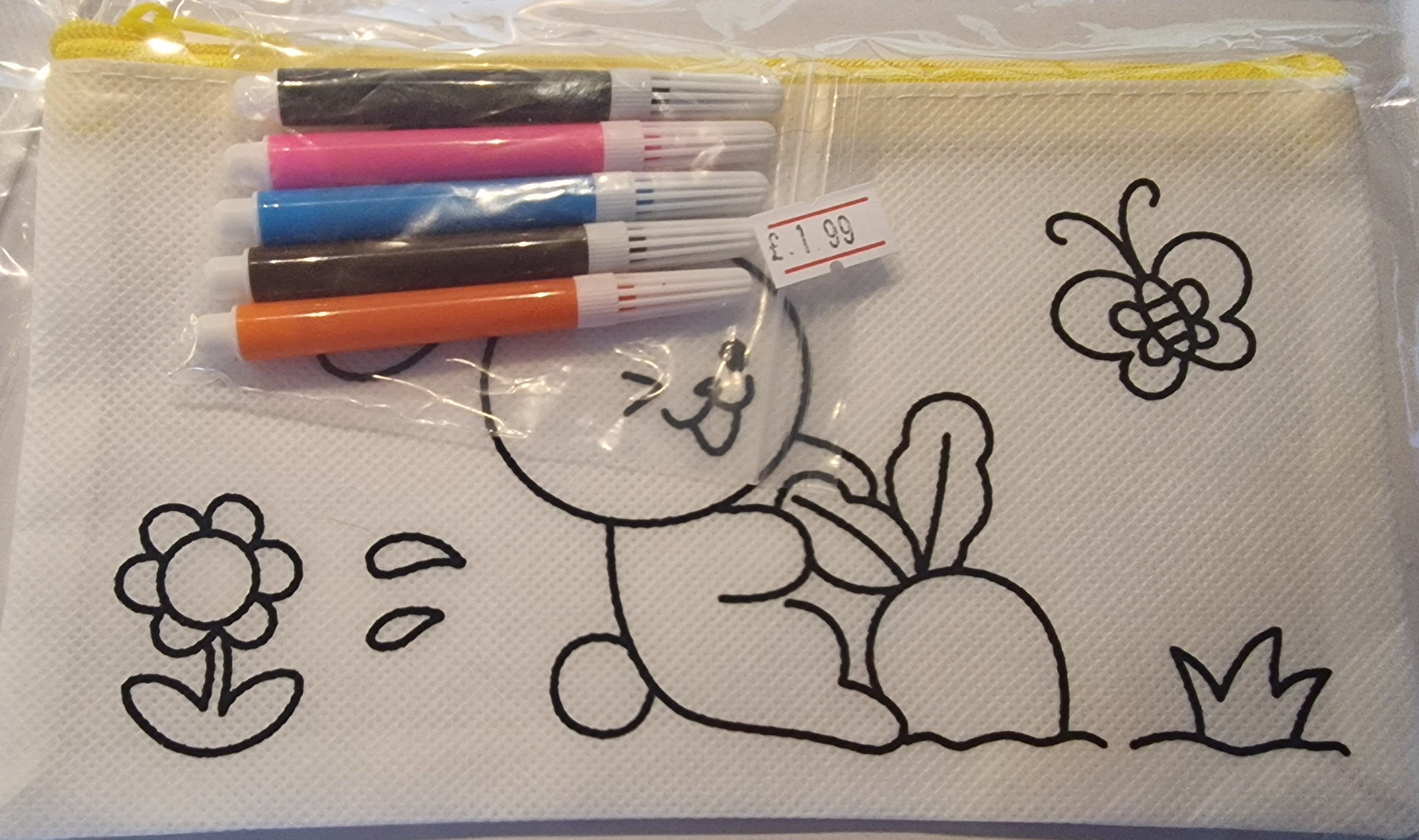 Colouring Pencil case with felt tips