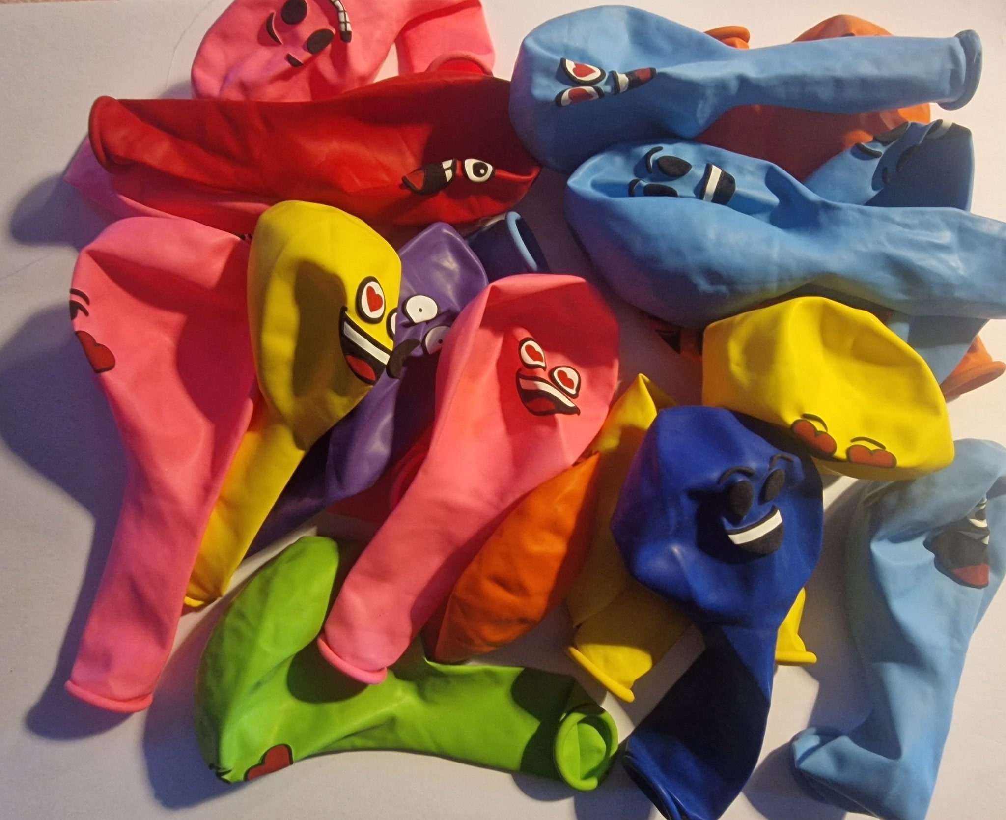 10 Pc Cartoon Balloons - NB Store