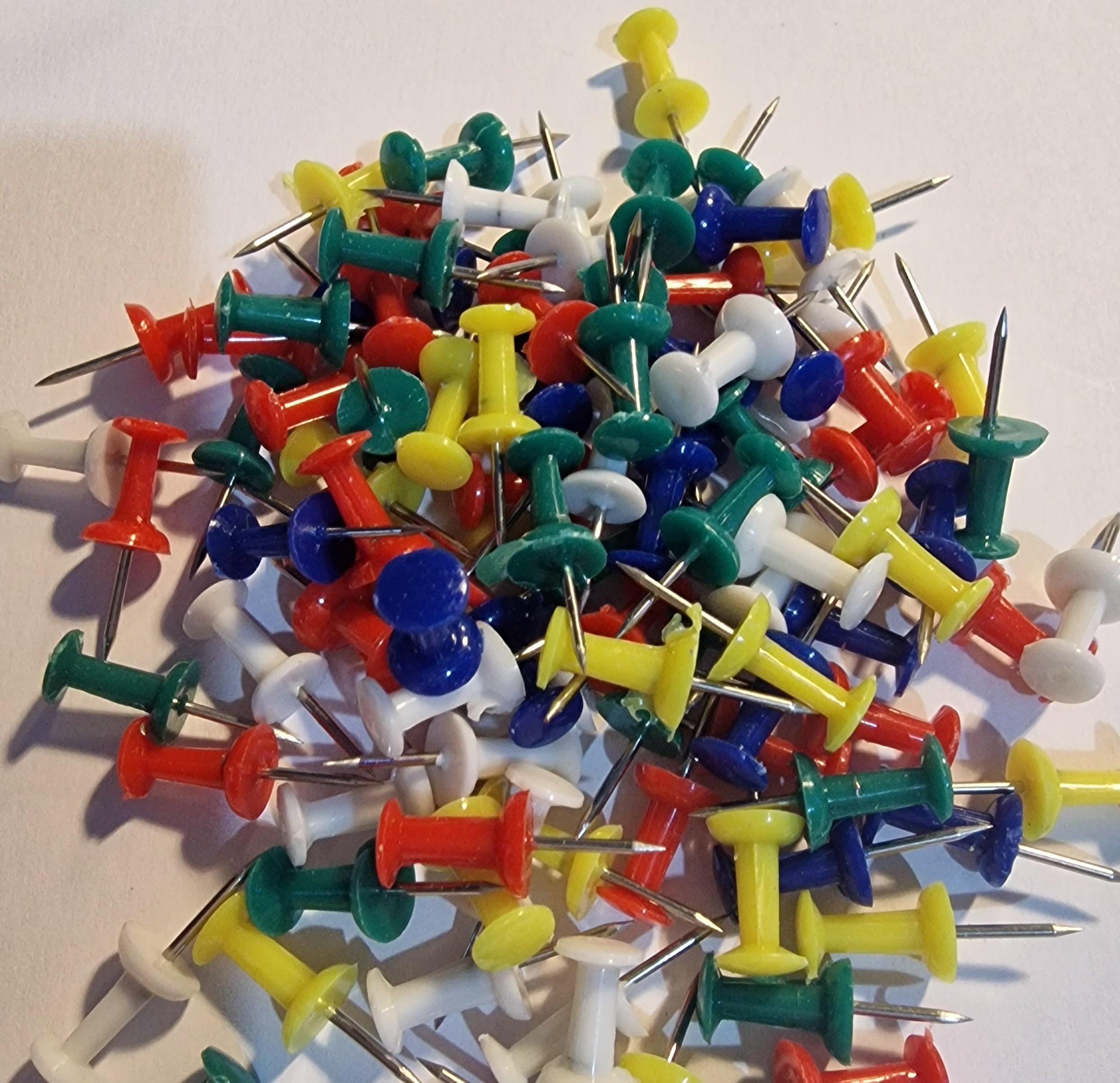 (100 pc)  Push Pins
